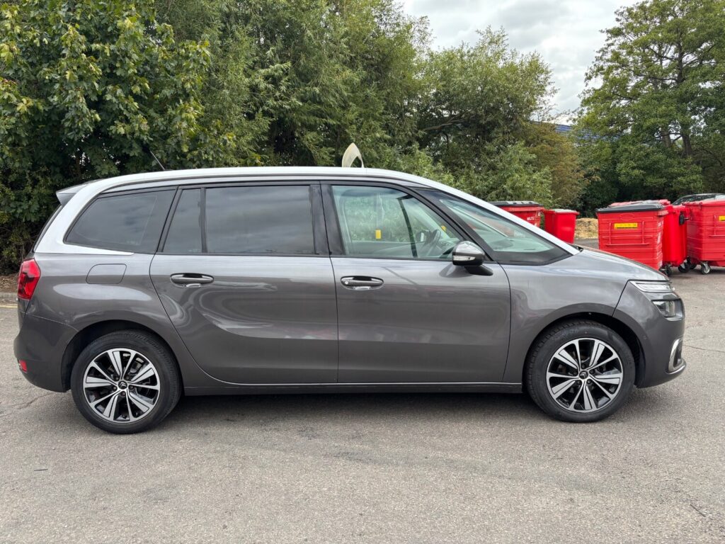 2017 Citroen Grand C4 Picasso 1.2 PureTech Feel 5dr 7 seater excellent