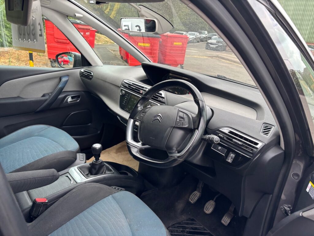 2017 Citroen Grand C4 Picasso 1.2 PureTech Feel 5dr 7 seater excellent