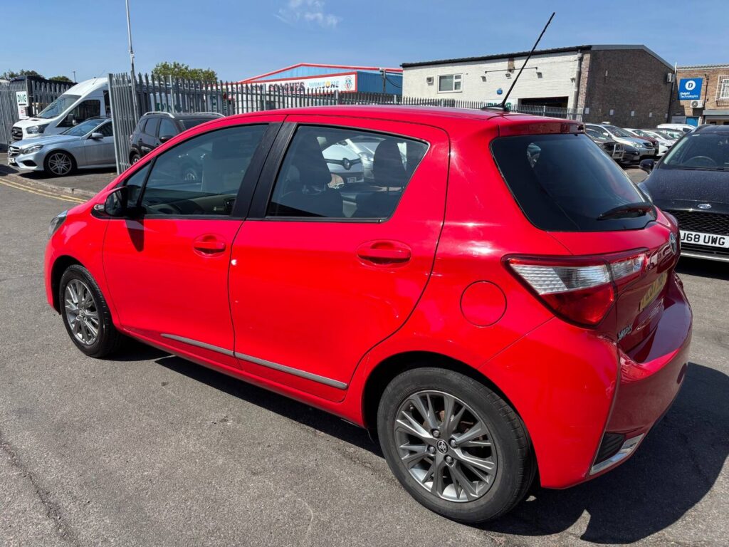 2017 Toyota Yaris 1.0 VVT-i Icon Tech 5dr
