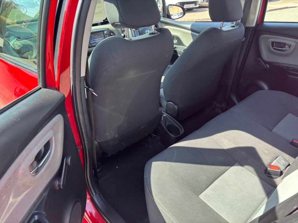 2017 Toyota Yaris 1.0 VVT-i Icon Tech 5dr