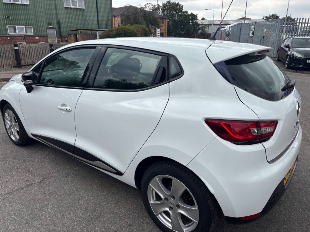 2016 Renault Clio 0.9 TCE 90 Dynamique Nav 5dr